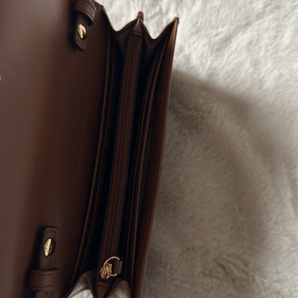 Michael Kors New Without Tags Large Wallet on a Chain Crossbody Clutch P… - Picture 3 of 11